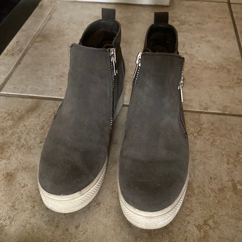STEVE MADDEN WEDGE ANKLE BOOTS SZ 8.5